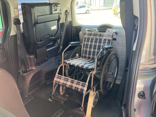 買取専門店なので、お車の買取・下取ならお任せ下さい！おかげさまで買取レビュー200件以上！【アップルフラッグ　岡崎248】とご検索ください！もしくは0564-25-8118までお問合せください