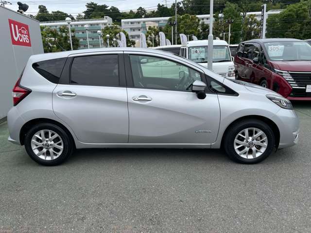 お車の任意保険もお任せください！ディーラーにてご加入頂くと「日産カーライフ保険プラン」が自動付帯されます！詳しくは直接カーライフアドバイザーにご相談ください！！