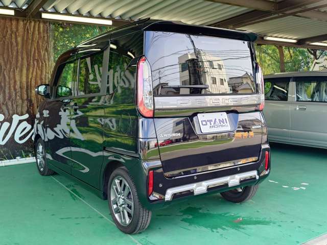 ■遠方にお住まいの方へ■　当社ではお車の販売を大阪府・和歌山県に在住のお客様のみとさせていただいております。誠に勝手ながら、ご理解とご協力を賜りますようお願い申し上げます。