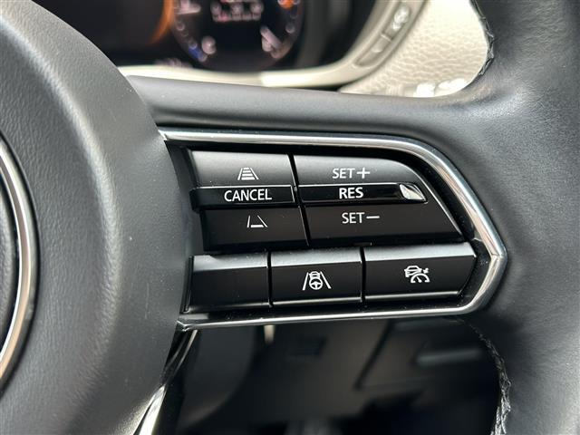 ご成約頂いたお車は全車保証付で納車後も安心！有料オプションで長期保証をお選びいただくことも可能です。