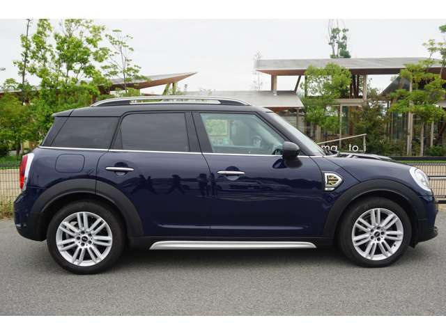 公共交通機関を使っての移動がしにくい世の中ですが、そんな世の中だからこそ、愛車に乗って楽しい移動手段を手に入れて下さい☆