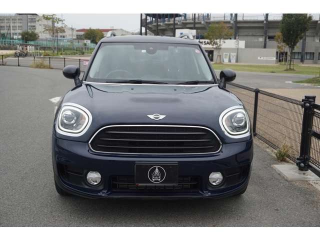 決して安くないお車を弊社で展示している間に傷めないために大事に保管、展示致しております☆