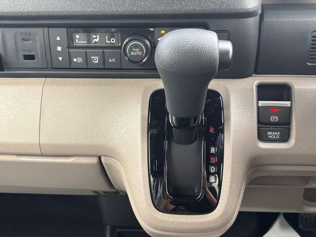 熊本中古車販売 ルマンα【アルファ】は、常にお客様の満足を考え、サービスを提供させていただいております。