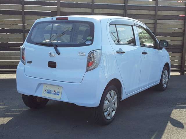 販売スタッフへお客様のご要望をお伝えください。ご要望に合った車を提案しご案内させて頂きます。