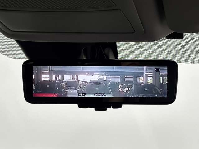 【デジタルインナーミラー/インテリジェントルームミラー】車両後方カメラの映像をインナーミラー内のディスプレイに表示します！！！