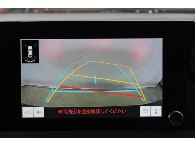 【バックガイドモニター】車庫入れの時に何かに接触しないかとヒヤヒヤしたことはありませんか？バックモニターがあればそのような不安はなくなります♪ガイド線付きで分かりやすく、夜間でもよく見えます！