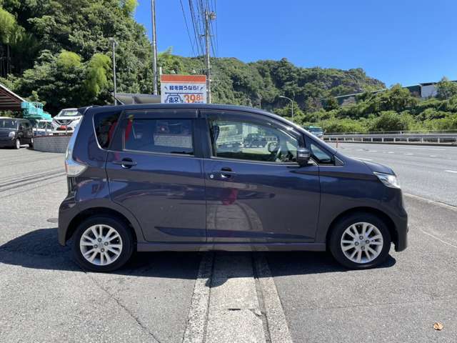 全車両、内外装とも自社専任スタッフによりクリーニング済です。見てさわって確かめてください。