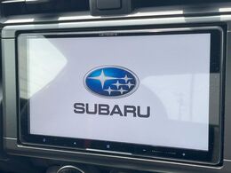 【純正9インチ大画面ナビ】人気の大型9インチナビを装備。存在感のある大画面はインパクト大！ナビ利用時のマップ表示は見やすく、テレビやDVDは臨場感がアップ！いつものドライブがグッと楽しくなります♪