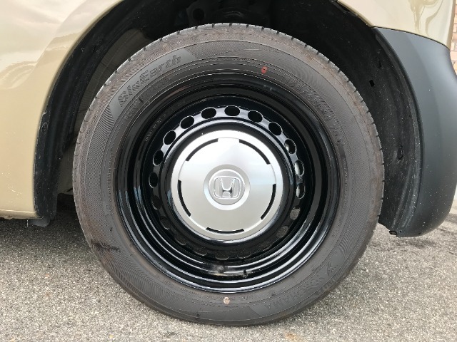 ホンダ純正のホイールキャップが装備されています。