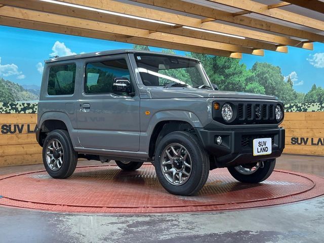 大好評のボディコーティング「弾スプラッシュコート」もご納車までに施工可能。通常のガラスコートと異なる、耐久年数6年の無機質ガラスコーティングが、ボディをキレイな状態に保ってくれます。