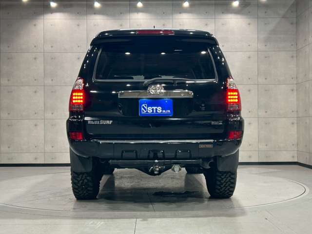 充実装備の1台入荷致しました♪ぜひ実車を見に来てください♪