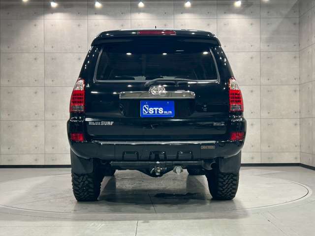 充実装備の1台入荷致しました♪ぜひ実車を見に来てください♪