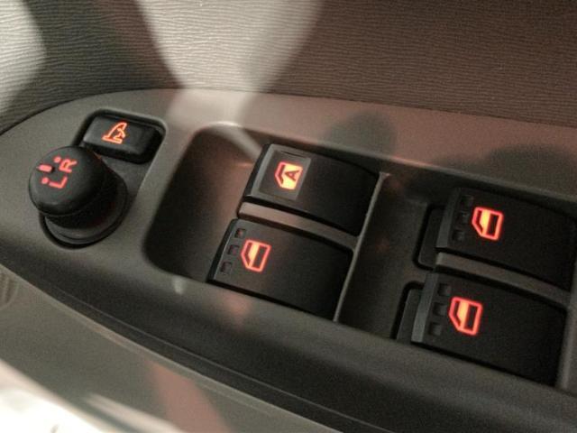 お車に合わせて無料保証以外にも、保証範囲、期間、距離を拡充させた有料保証もご用意しております！中古車の購入が初めてで不安・・・というお客様もご安心ください！