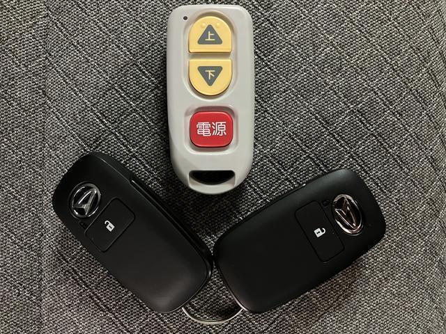 令和7年1月登録　走行3km！！　ミラクルオープンドアが便利なタントの車いす移動用の福祉車両の届出済未使用車☆　法規対応済、サポカーSワイド適合♪LEDヘッドライトやキーフリー装備のオススメ車です！