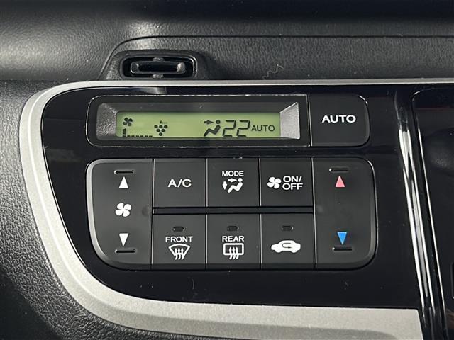 【運転席操作部】快適なドライブを楽しむための機能が装備されています！運転席から触れるので、使いやすいです！除菌プランいれていただくと、さらに清潔で安心していただけます！