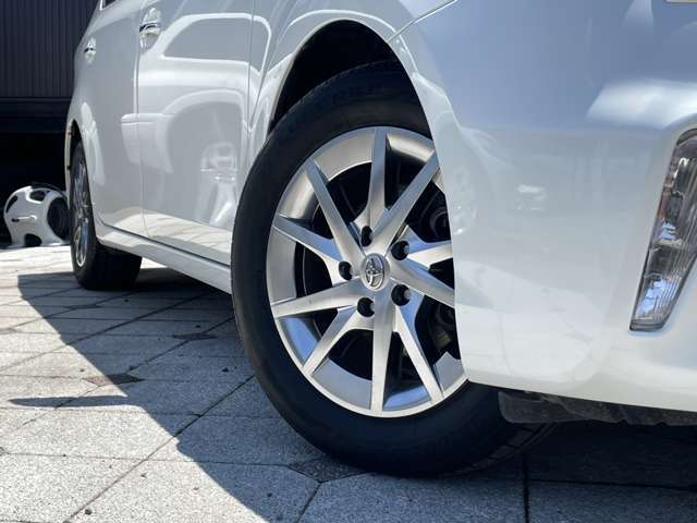 ★安心その2★納車前の入念な法定点検・整備！認証工場にて法定点検を実施し、エンジンオイル・オイルフィルター・ワイパーゴム等を交換します！バッテリー・ブーツ・ベルト・ブレーキなど当社規定にて交換します！