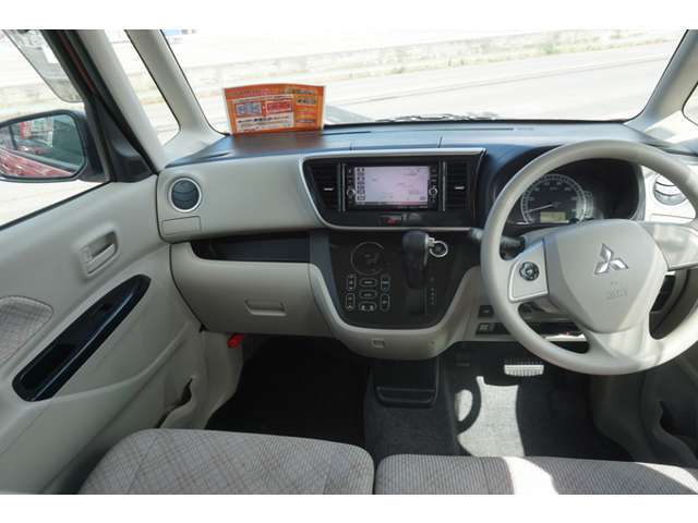 遠方販売の実績多数あり現車をみないでご購入されるお客様のご不安な点を一掃出来るように案内させて頂きます。ご遠方のお客様も安心してご連絡を下さい♪画像では伝えきれない良さをお伝えいたします。