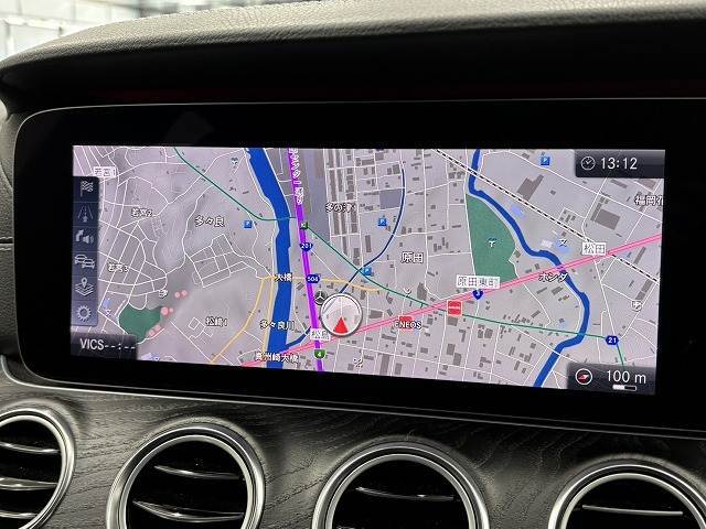 純正12.3インチナビ装備！！フルセグTVやBluetoothなどの様々なメディア搭載！！