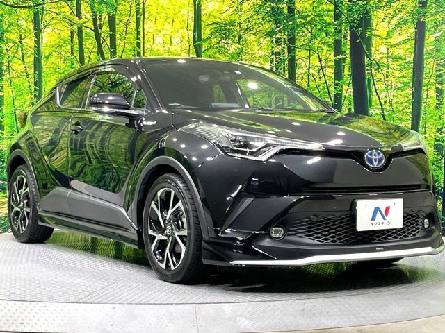 大好評のボディコーティング「弾スプラッシュコート」もご納車までに施工可能。通常のガラスコートと異なる、耐久年数6年の無機質ガラスコーティングが、ボディをキレイな状態に保ってくれます。