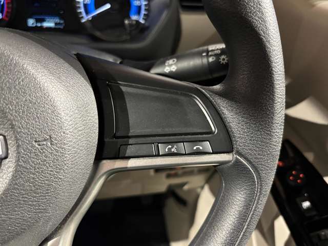 ハンズフリーフォン付きです☆