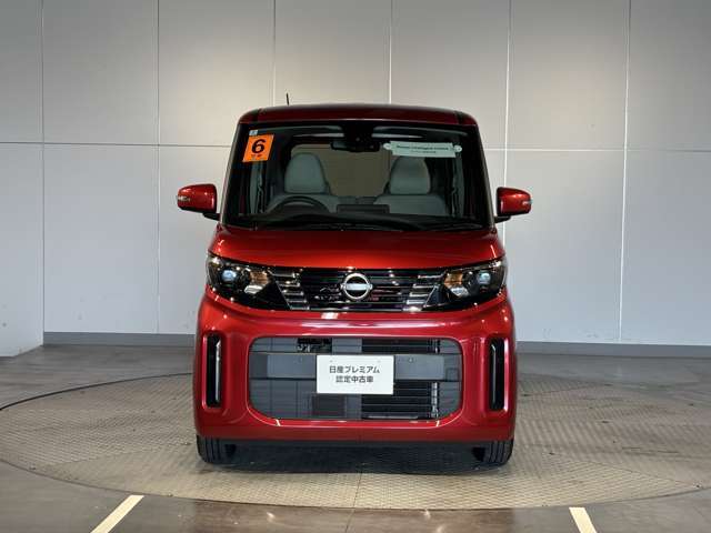 エマージェンシーブレーキ付きです！自動的に緊急ブレーキを作動させて衝突を回避または、衝突時の被害を軽減します。