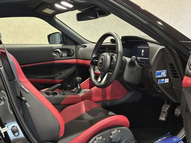 HKS HIPERMAX Sを入れDampers整、軽量アルミのスペーサーを用いてツライチ具合もこだわりを持ってカスタム。四輪アライメント済みです。