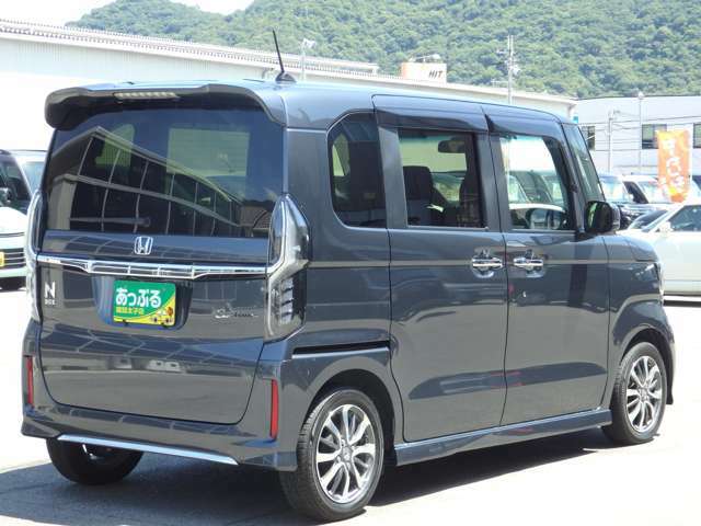 中古車選びで不安な故障リスク。もしもの時も安心な保証（ロードサービス無料走行距離無制限・最長5年・395項目の部品）をご用意しております。故障率の高い電装部品から先進のハイブリッド機構も保証！