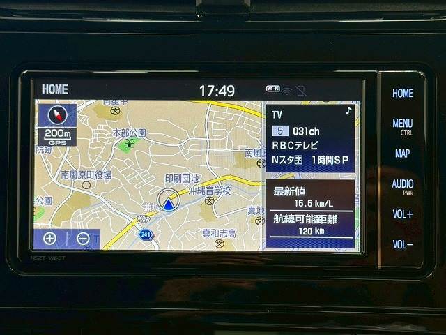【純正ナビ】一体感のあるナビは、高級感ある車内を演出してくれます。Bluetooth再生などオーディオ機能も充実しておりますので、運転もより楽しめます♪