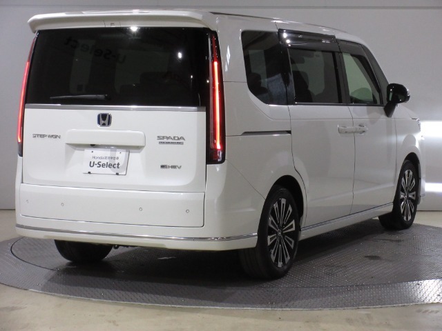 ボディクリーニング後、愛車をピカピカの状態へ保護するコーティング「ブライトパック」がおススメです！水垢がつきにくく、手入れがしやすくなりますよ！いつも愛車をきれいにしておきたい方におススメです。