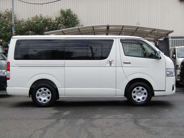 【ドレスアップ受付中】アルミを変えたい！エアロを取り付けたい！などドレスアップなどのご相談もお気軽にスタッフお声がけください！LINEでのお問合せもOKです。