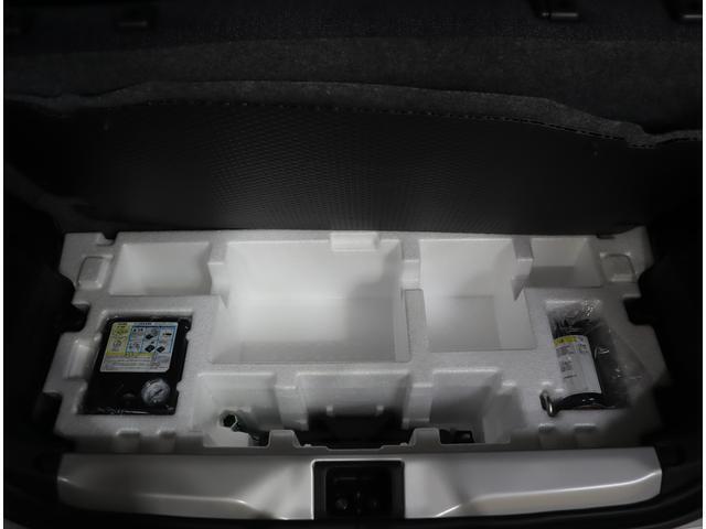 もちろんパンク修理剤＆車載工具完備☆万が一のトラブルに備えて使い方もご説明いたします♪