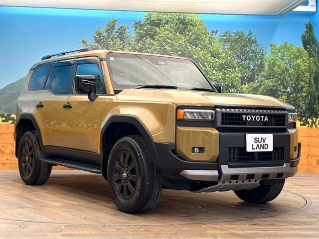 大好評のボディコーティング「弾スプラッシュコート」もご納車までに施工可能。通常のガラスコートと異なる、耐久年数6年の無機質ガラスコーティングが、ボディをキレイな状態に保ってくれます。