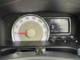 【スピードメーター】メーターがシンプルで見やすく運転しやすいですね！