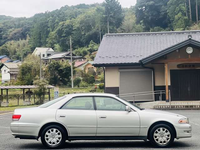 ☆現車確認をオススメいたします。商品は中古車ですので。年数相応の小傷等があります