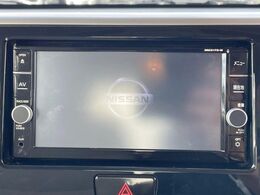 【純正ナビ】人気の純正ナビを装備。オーディオ機能も充実しており、Bluetooth接続すればお持ちのスマホやMP3プレイヤーの音楽を再生可能！毎日の運転がさらに楽しくなります！！