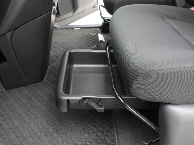 当社は購入後のアフターケアを大切にしております。納車後、1ヶ月無料点検、半年ごとにあんしん点検、12ヶ月法定点検の誘致をします。また車検までの点検をセットにした『ワンダフルパスポート』を販売中です。