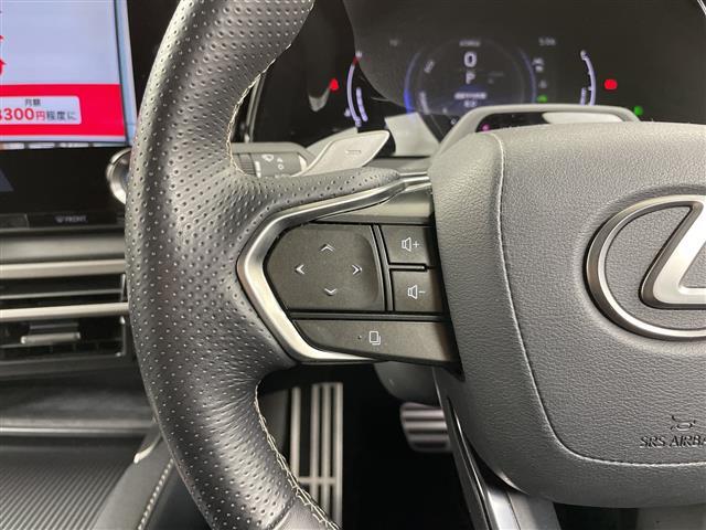 【運転席操作部】快適なドライブを楽しむための機能が装備されています！運転席から触れるので、使いやすいです！除菌プランいれていただくと、さらに清潔で安心していただけます！