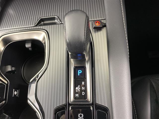 【シフトレバー】シフトも操作しやすく快適なドライブを楽しんでいただけます！