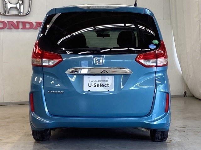 購入後も自社指定整備工場完備でお客様の愛車をしっかりサポート致します！御納車時には安全かつ安心してお乗り頂けるようホンダ専門知識を持つ整備スタッフが点検・整備・装備も説明をしてお渡ししております。