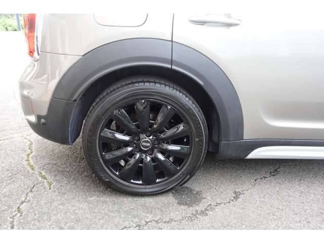 輸入車に初めて乗る方、輸入車のメンテナンスに不安がある方、車に全く詳しくない方、安心してご来店＆お問合わせ下さい！