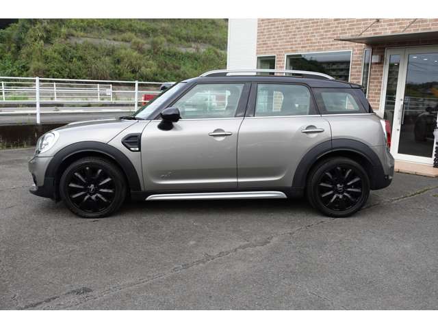 お車に安心して乗って頂けるように、ご購入後は車輌の点検＆車輌診断は無料です。いつでも　気軽に立ち寄れ、なんでもご相談下さい♪