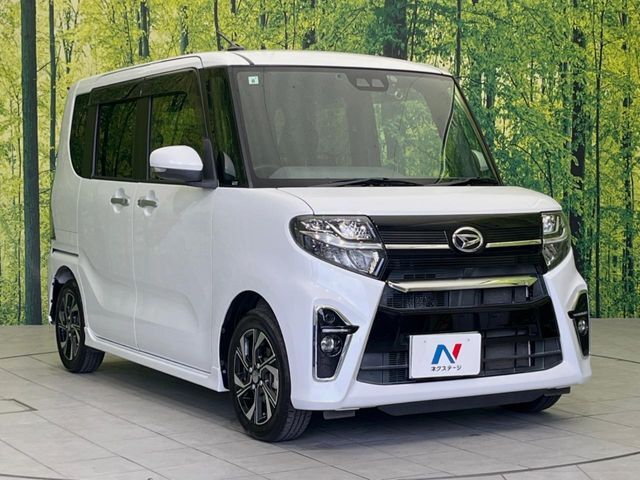 大好評のボディコーティング「弾スプラッシュコート」もご納車までに施工可能。通常のガラスコートと異なる、耐久年数6年の無機質ガラスコーティングが、ボディをキレイな状態に保ってくれます。