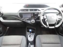 ご納車後も安心なプレミアム保証をご提案いたします。ナビや電装品、エアコンなども含めた600項目の充実した保証内容と安心のロードサービス付帯でサポートいたします。詳細はお尋ねください。