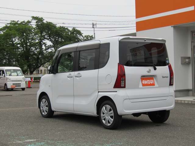 ■車検・整備・鈑金・保険・カー用品・燃料販売・洗車コーティング事業・カーリペア＆デントリペア等、全てをカワウチグループで完結することができます。私に任せてください。『一度のご縁を一生のお付き合いに』