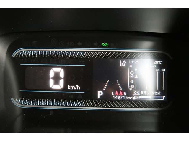 『国産車、輸入車専用の工場完備♪♪』全車保証付きです。走行距離無制限保証をお客様ご自身でおクルマに合わせてお選び頂ける有料保証ございます。サービスサポート当社加入実績率100％☆業界ハイクオリティ水準