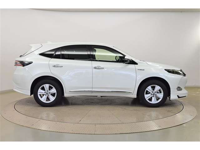 随時掲載情報を更新しておりますが、売約済や在庫店舗変更等もございます。最新の在庫状況は「お電話」にてのご確認をおススメします。