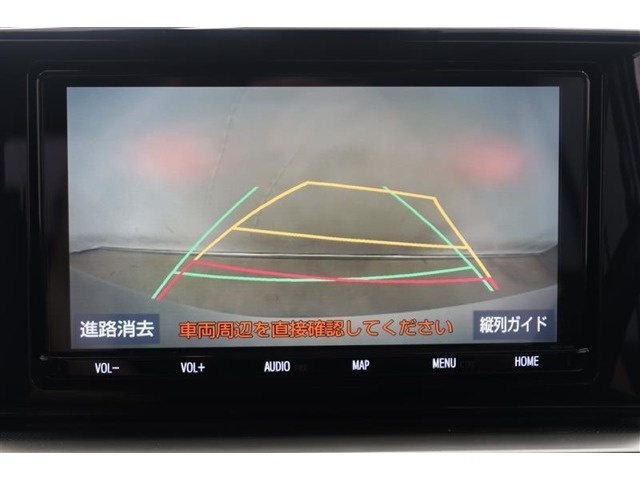 【バックガイドモニター】車庫入れの時に何かに接触しないかとヒヤヒヤしたことはありませんか？バックモニターがあればそのような不安はなくなります♪ガイド線付きで分かりやすく、夜間でもよく見えます！