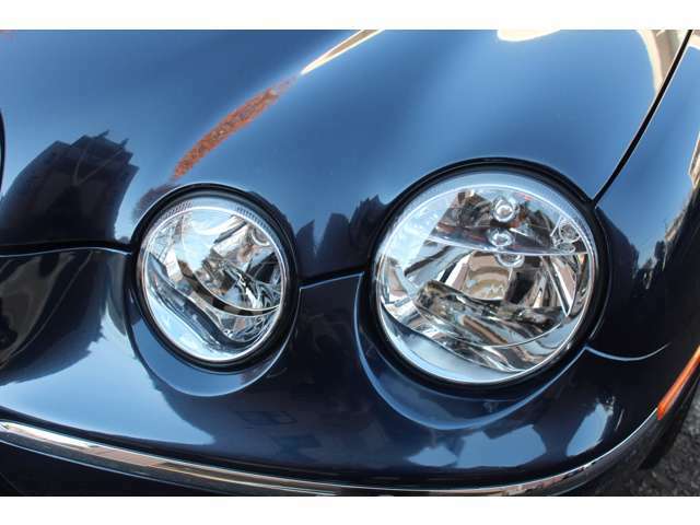 ヘッドライトの曇り、汚れ等殆ど無く、とても綺麗なお車です。詳しくは弊社ホームページをご覧下さい。http://www.sunshine-m.co.jp