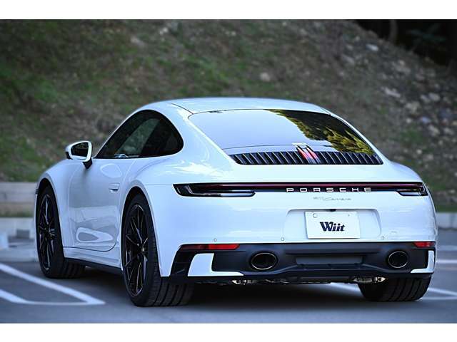 ワンオーナー車　ユーザー買取車　保証書　取扱説明書　スペアキーレス　ポルシェセンター点検記録有り