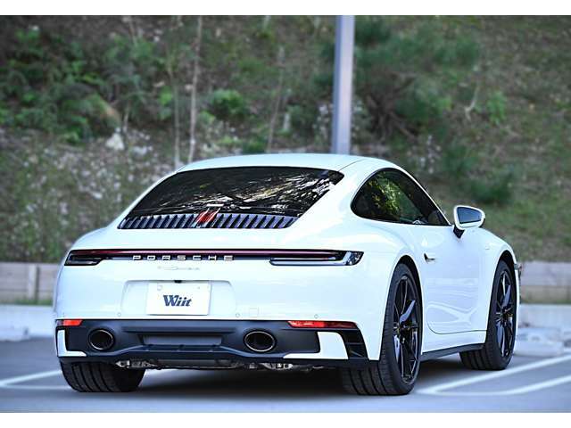 ・自分が所有する事を前提に販売しておりますので、汚い車やメンテナンスされていない車は販売しません。所有する事の愉しみは、クルマとの巡り合わせです。「一目惚れ」って思えるクルマを販売したいです。